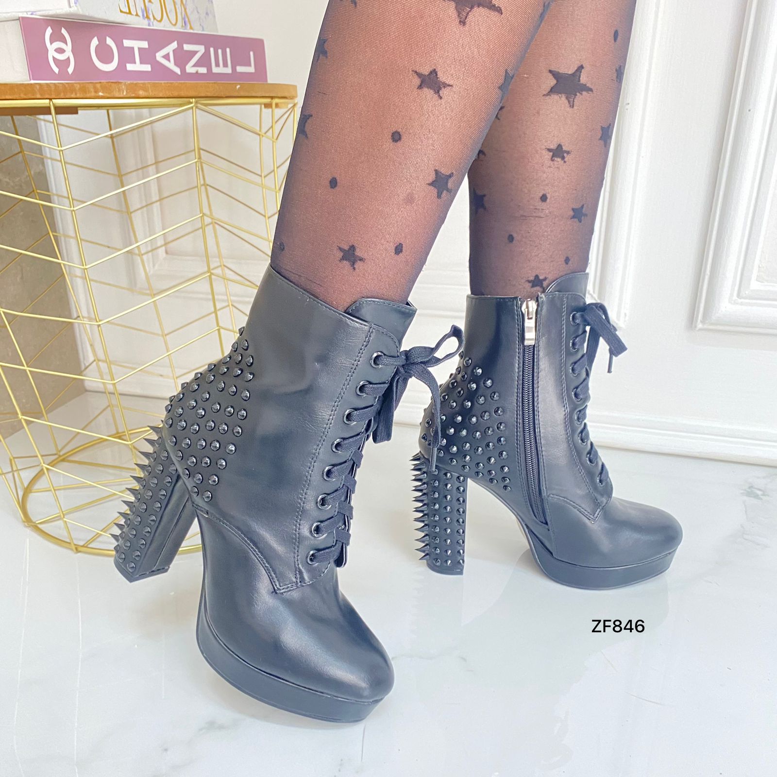 Botin negro taches tacon 10cm 15633 C-65
